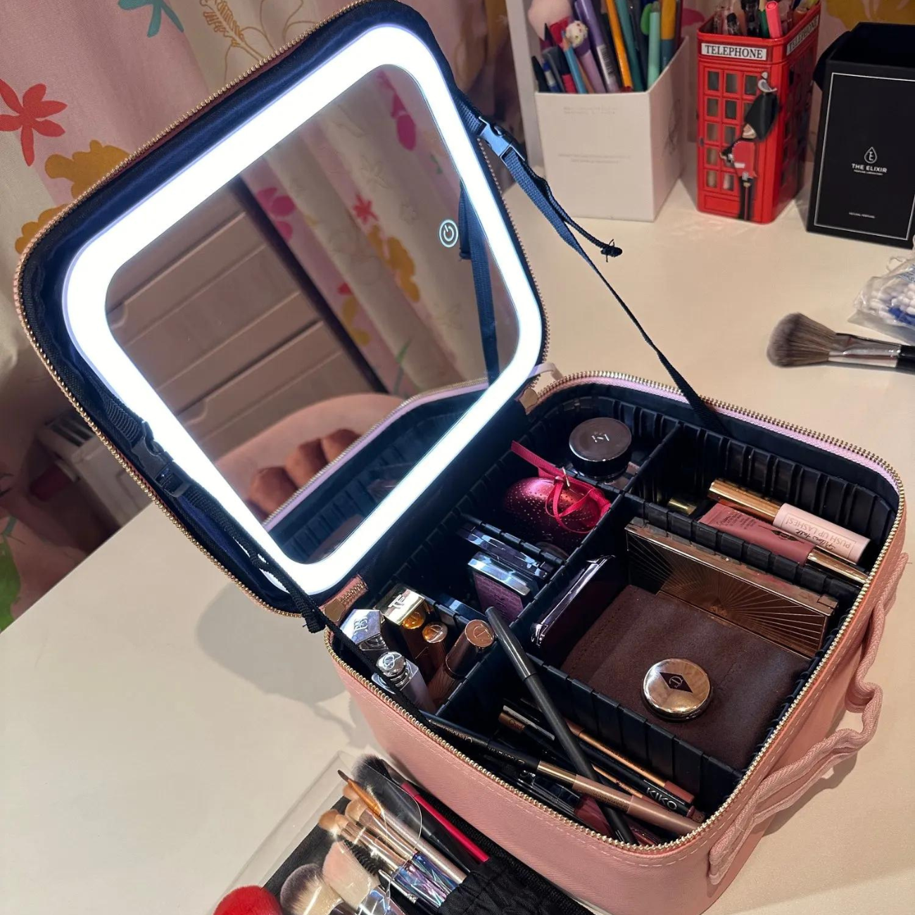 Makeup Case with Lighted Mirror