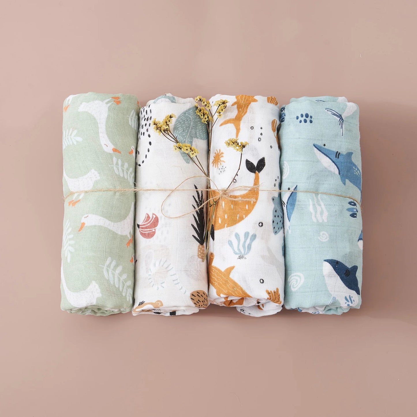 TomSnug 4Pcs Infant Swaddle Blankets